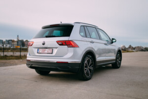 Premium SUV - Image 3