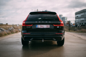 Luxe SUV - Image 4