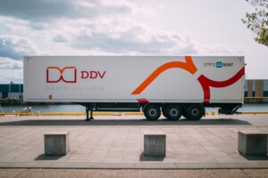 Oplegger met laadklep - Image 2