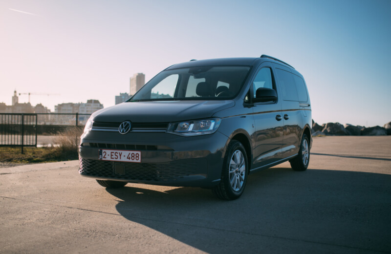 Minibus 1+6 Automaat - Image 1
